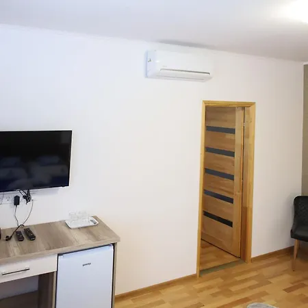 Bed & Breakfast Cigandi Csaladi Panzio Cigánd