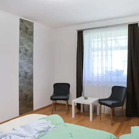 Cigandi Csaladi Panzio 3*