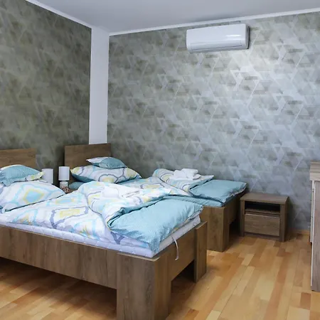 Cigandi Csaladi Panzio 3* Cigánd