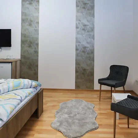 Cigandi Csaladi Panzio Bed & Breakfast 3*
