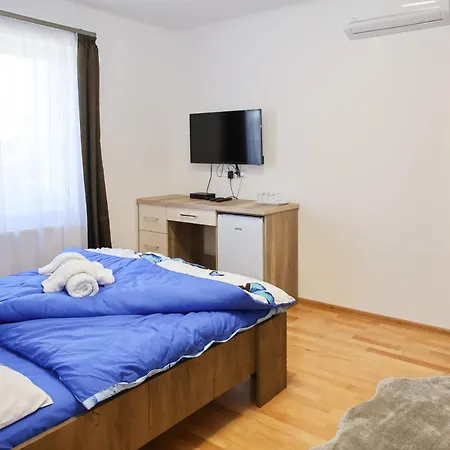 Cigandi Csaladi Panzio Bed & Breakfast Cigánd