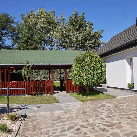 Cigandi Csaladi Panzio Bed & Breakfast Cigánd